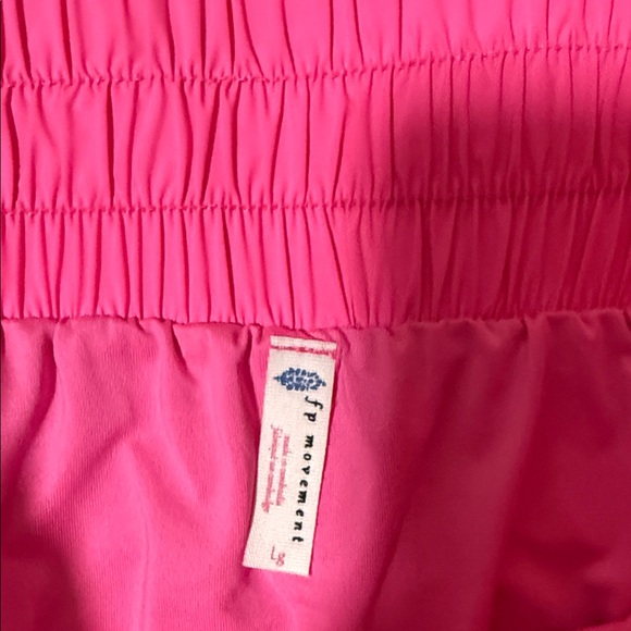 FP Movement by Free People Bright Pink Athletic Shorts size Large NWOT - Picture 3 of 4